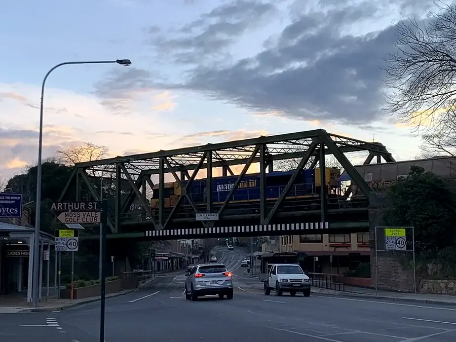 Argyle Street railway bridge in Moss Vale